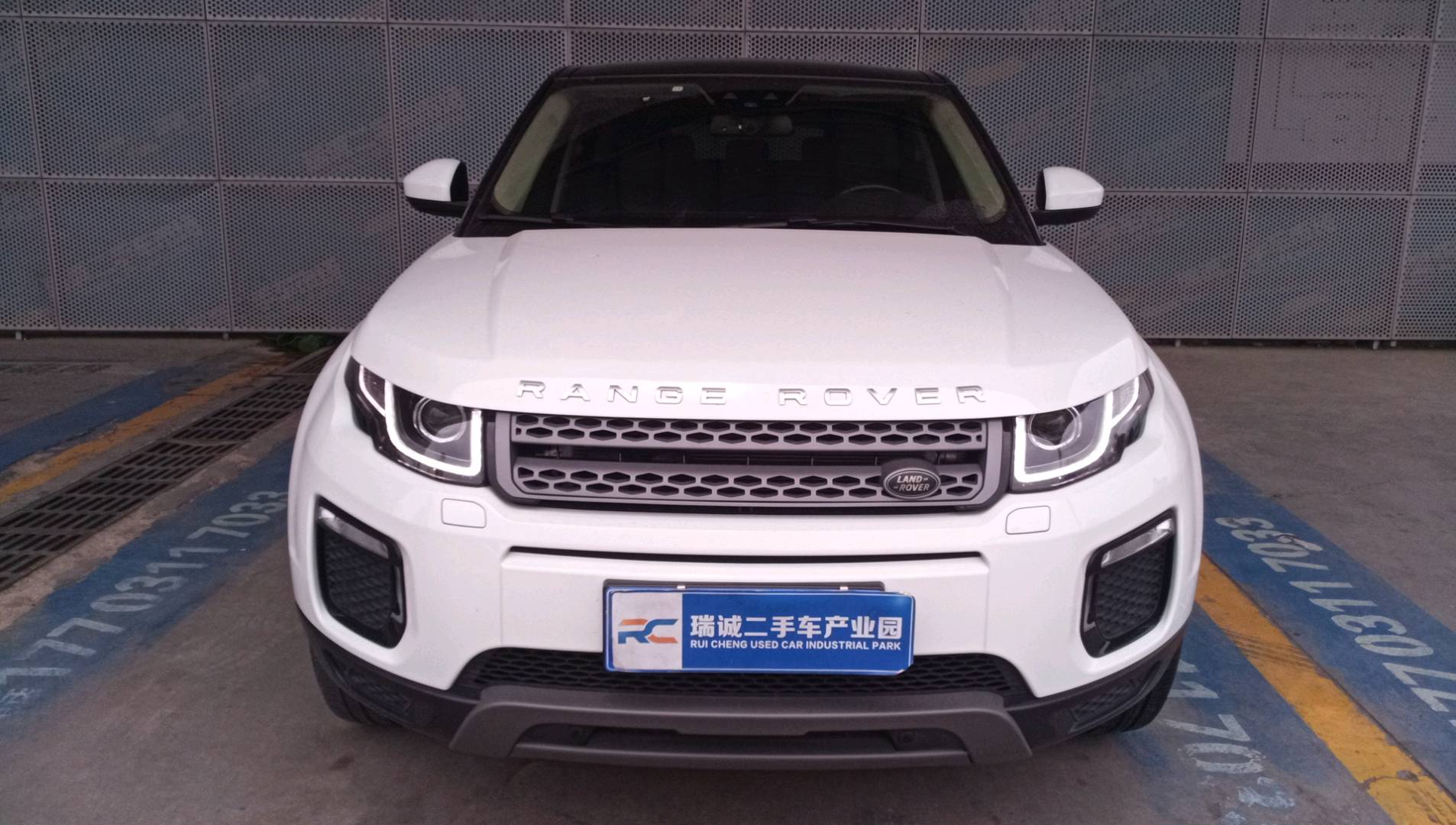 路虎 揽胜极光 2018款 240PS PURE 风尚版 二手车市场选瑞诚
