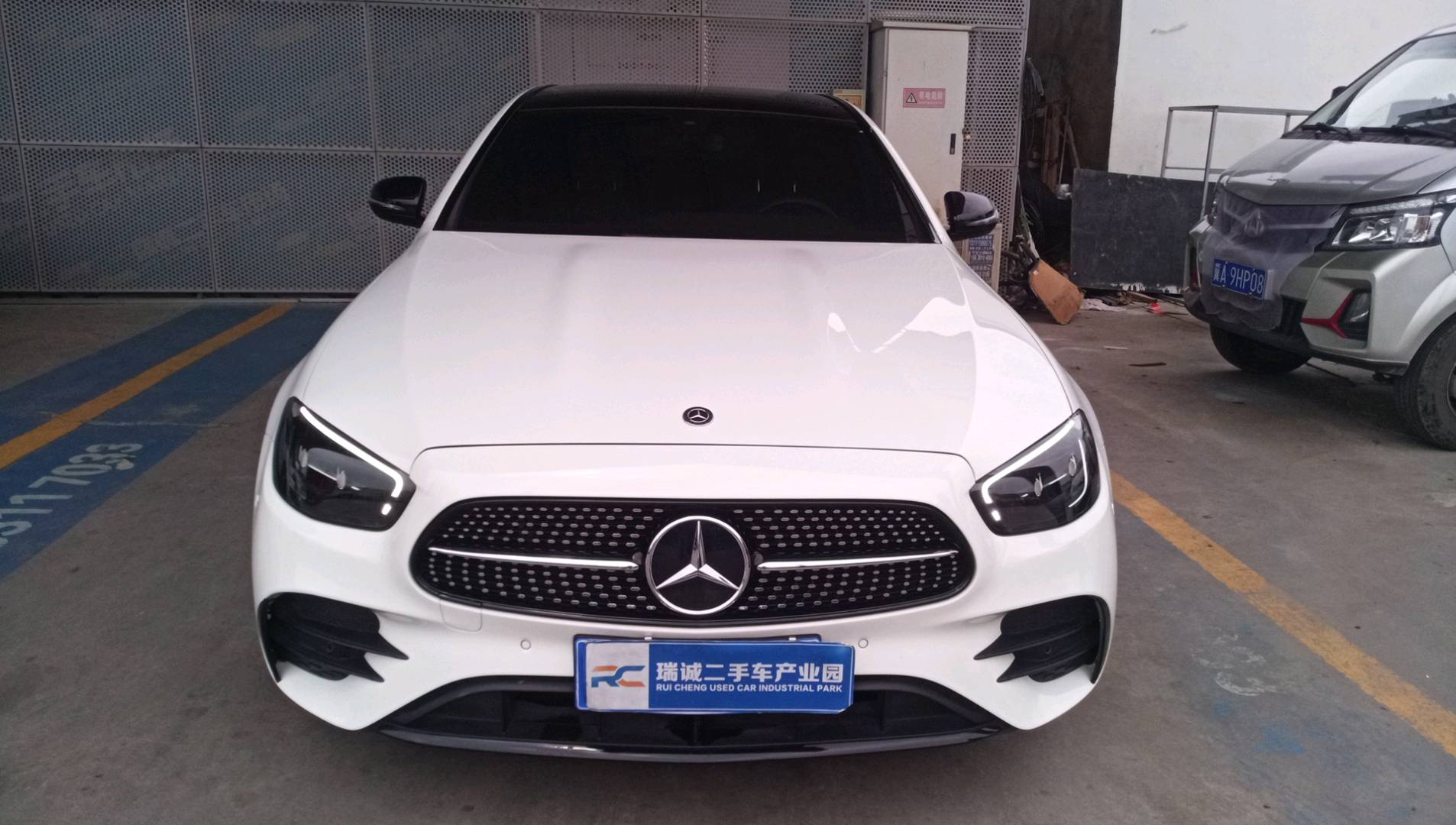 奔驰 奔驰E级(进口) 2021款 改款 E 260 时尚型运动版 二手车市场选瑞诚