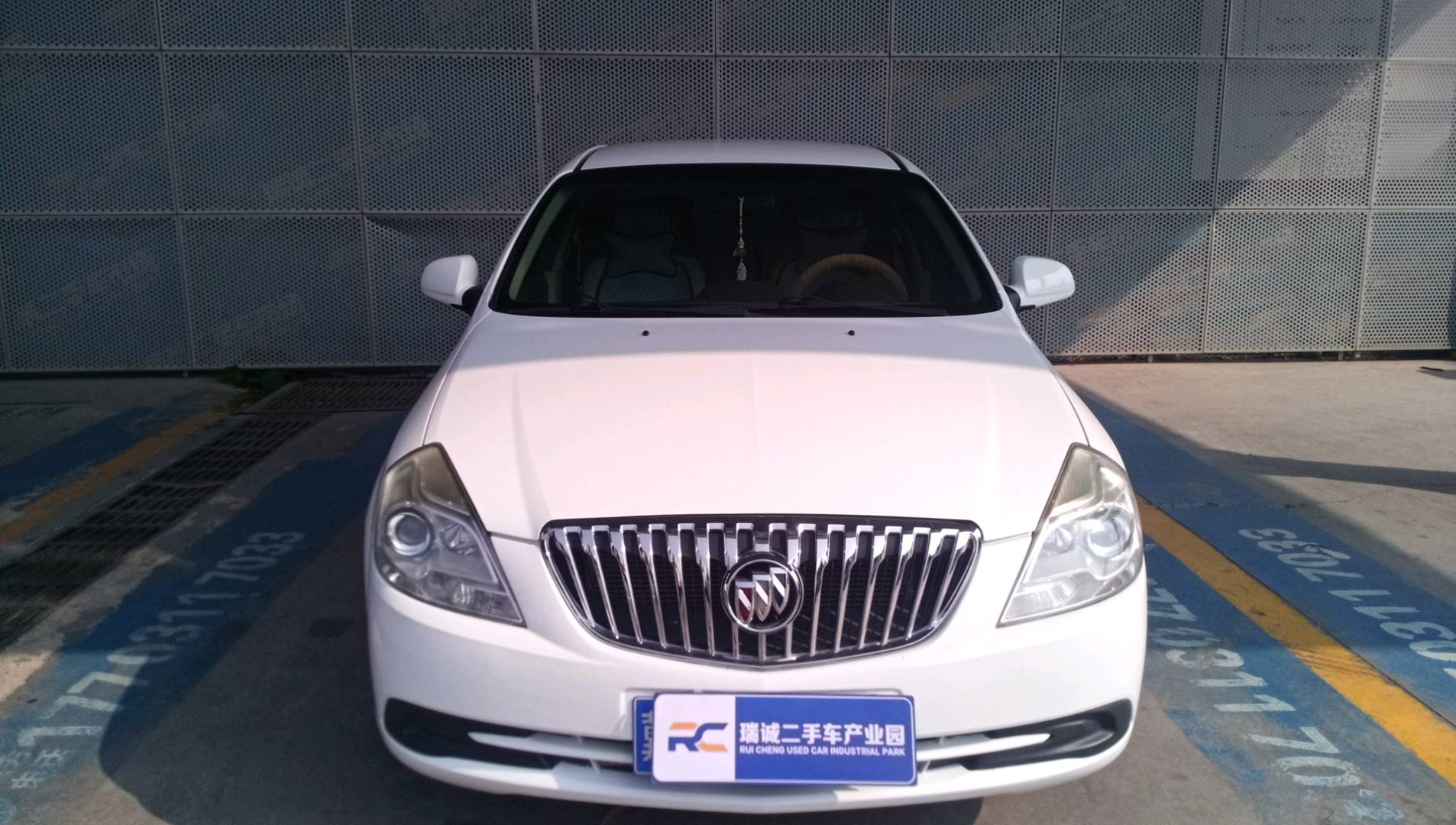 别克 凯越 2015款 1.5L 自动经典型 二手车市场选瑞诚