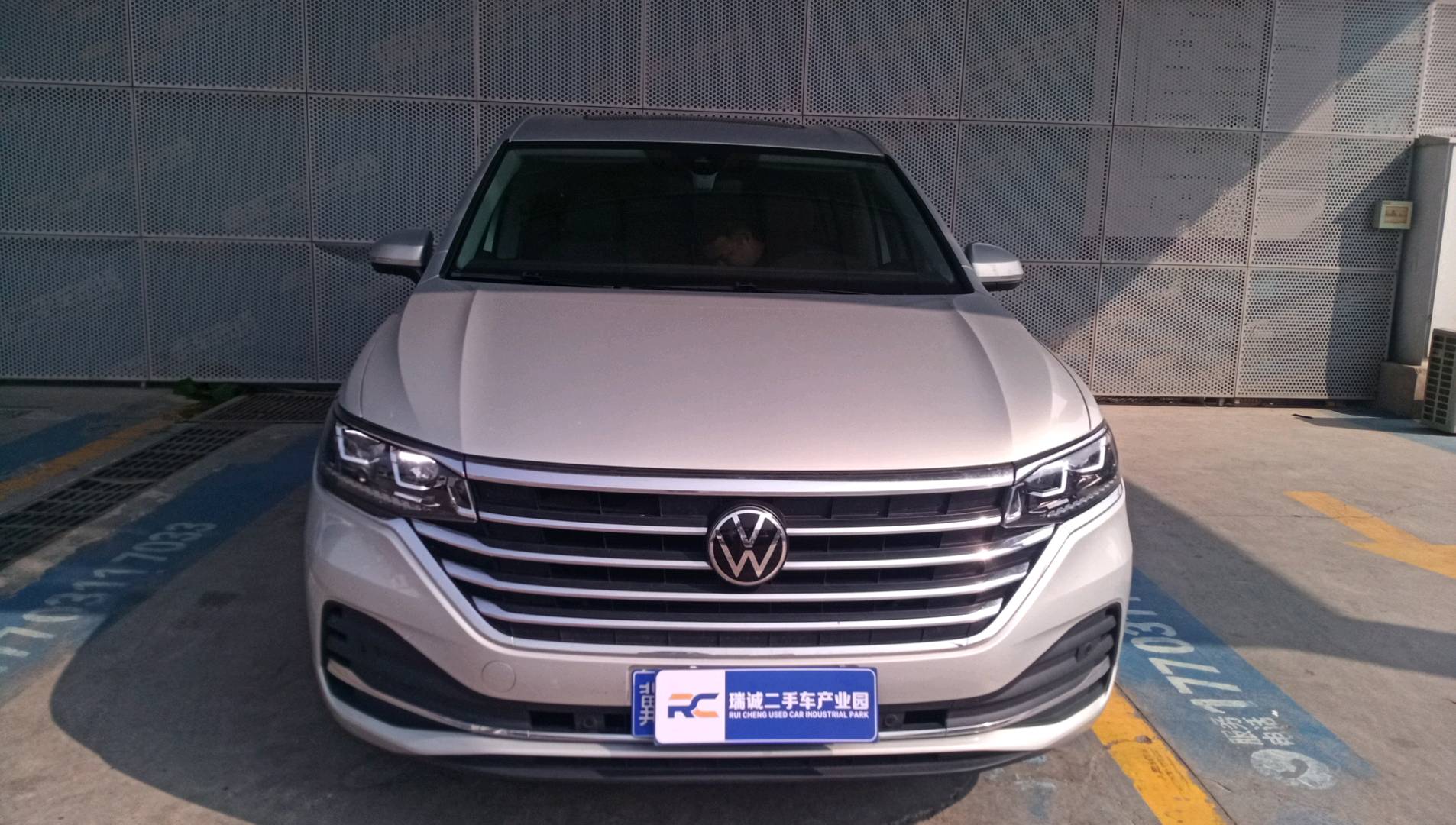 大众 威然 2022款 380TSI 尊驰版 二手车市场选瑞诚