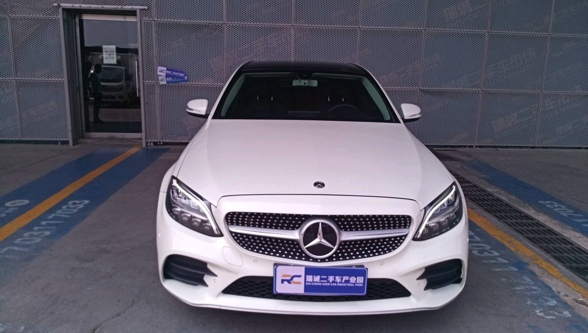 奔驰 奔驰C级 2020款 C 260 L 运动版 二手车市场选瑞诚