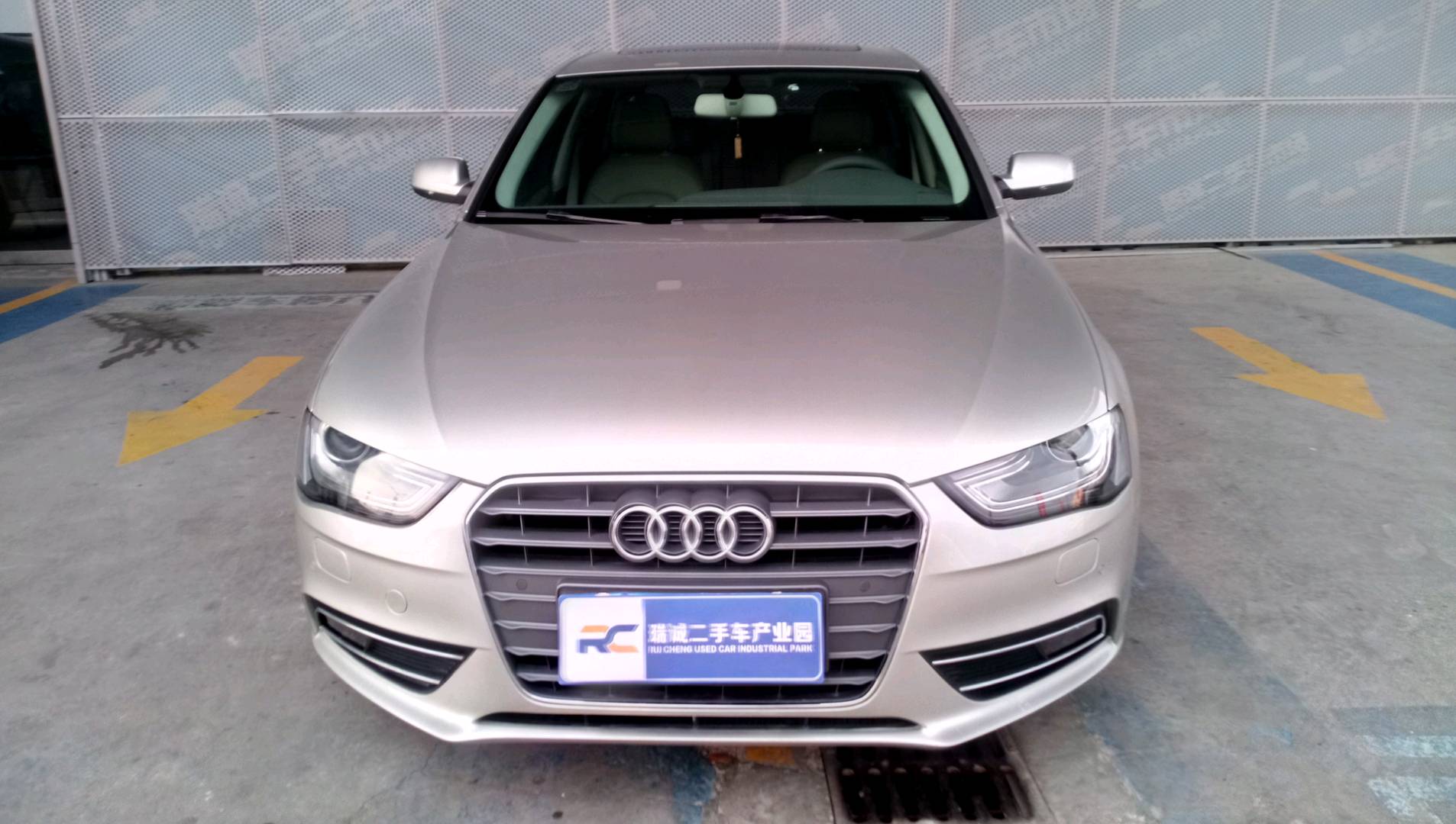 奥迪 奥迪A4L 2015款 35 TFSI 自动舒适型 二手车市场选瑞诚