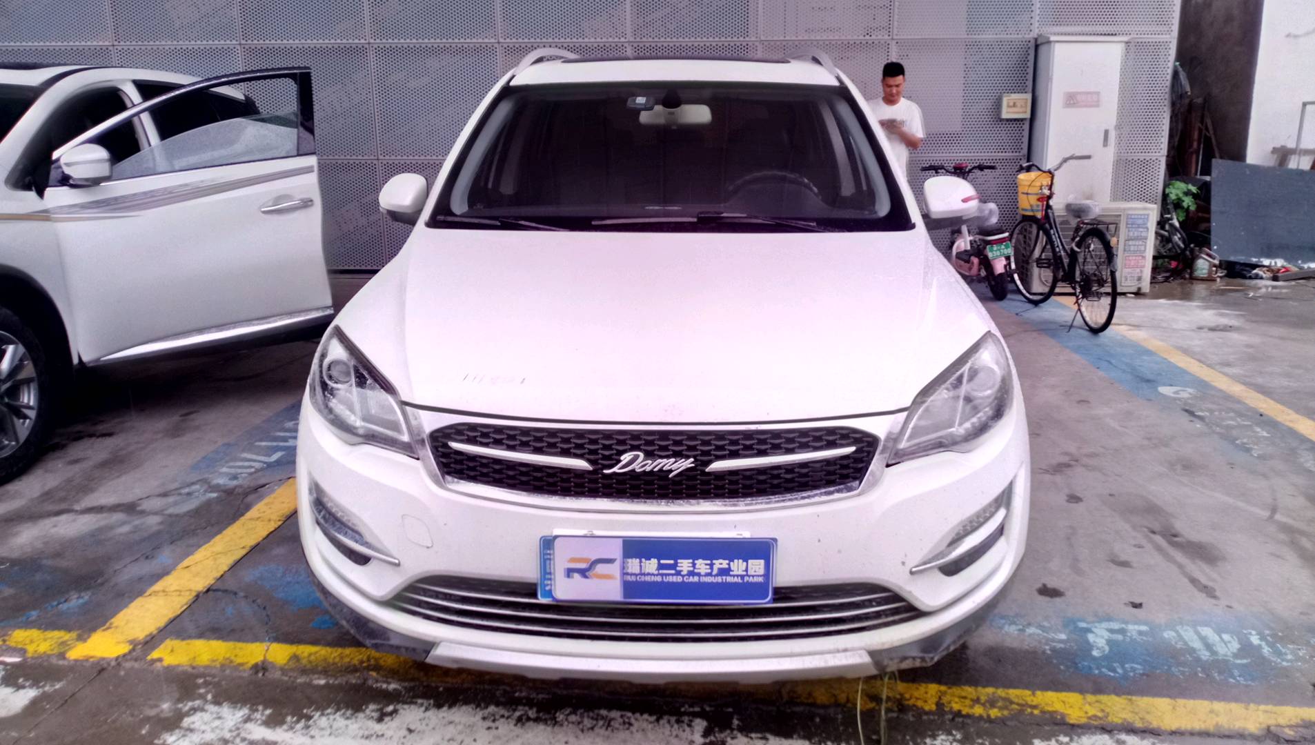 众泰 大迈X5 2017款 超值版 1.6L 手动舒适型 二手车市场选瑞诚