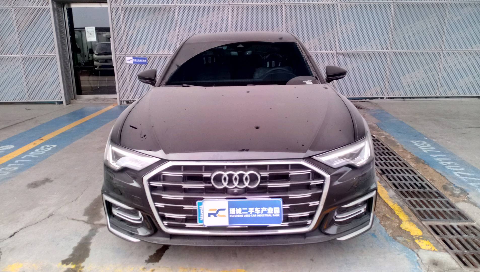奥迪 奥迪A6L 2024款 45 TFSI 臻选动感型 二手车市场选瑞诚