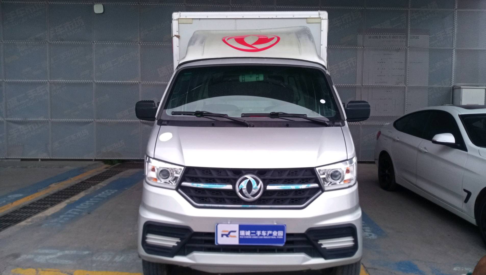 东风股份 小霸王W15 二手车市场选瑞诚