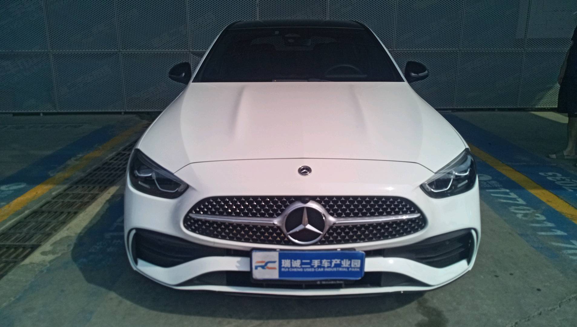 奔驰 奔驰C级 2022款 C 260 L 皓夜运动版 二手车市场选瑞诚