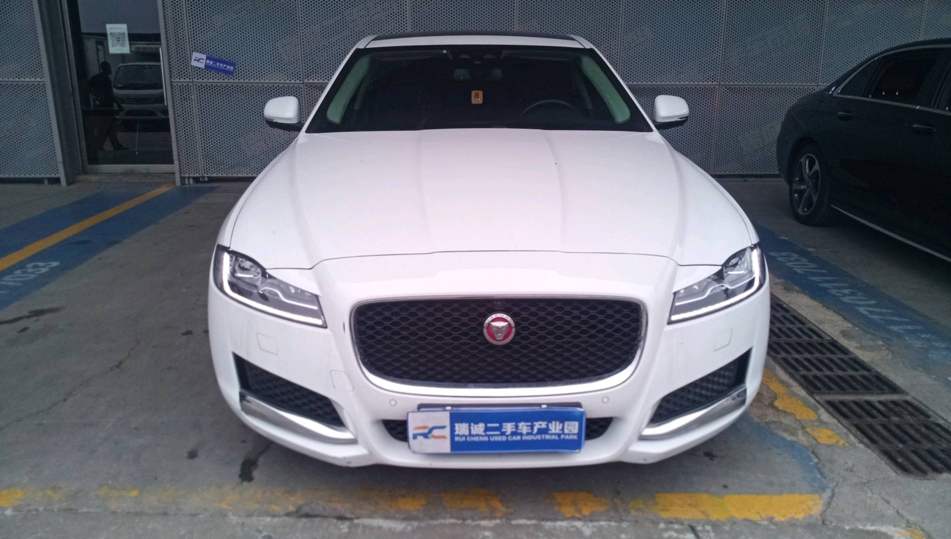 捷豹 捷豹XFL 2020款 XFL 2.0T P250 四驱尊享版 二手车市场选瑞诚