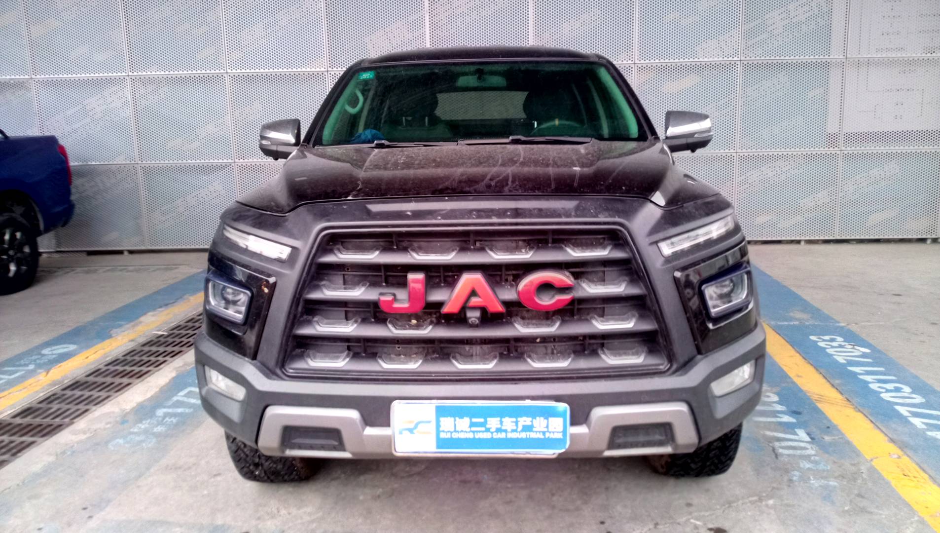江淮 悍途 2021款 2.0T商用版手动柴油两驱旗舰型大双HFC4DB2-2E 二手车市场选瑞诚