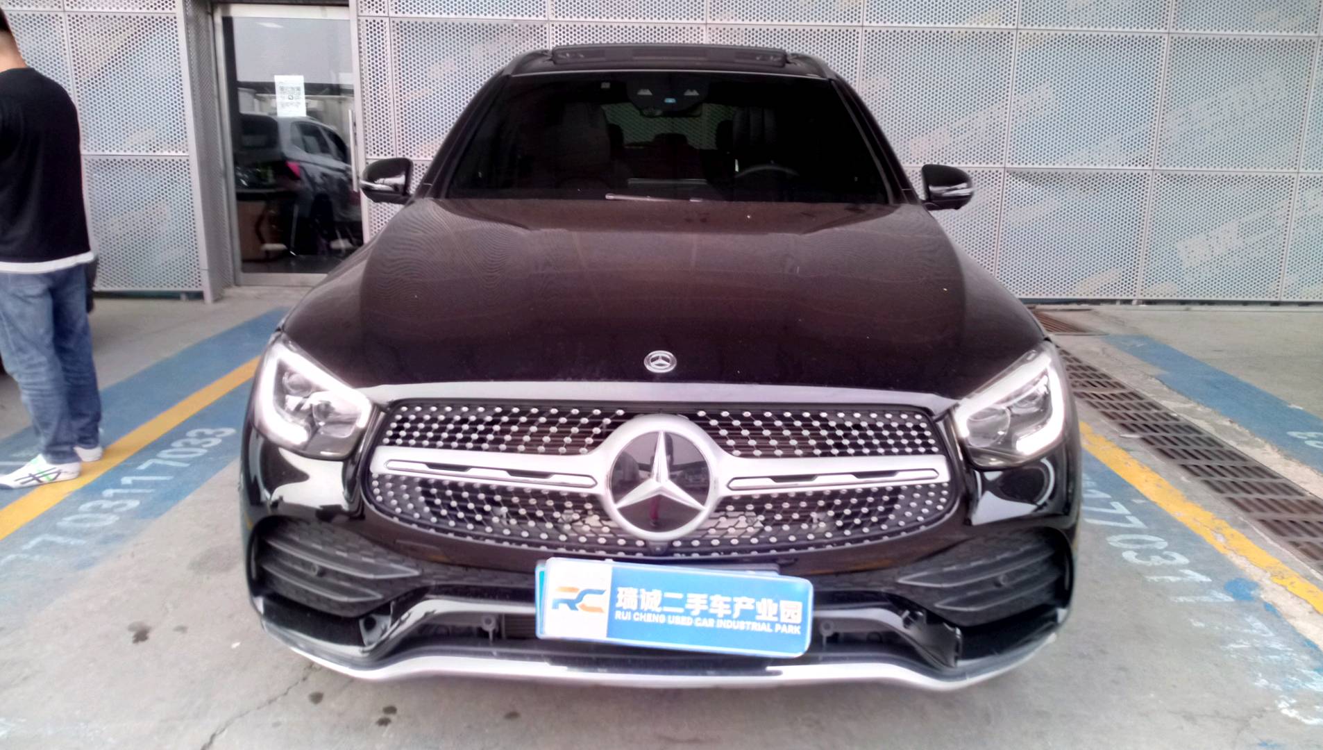 奔驰 奔驰GLC 2021款 GLC 300 L 4MATIC AMG-Line 二手车市场选瑞诚