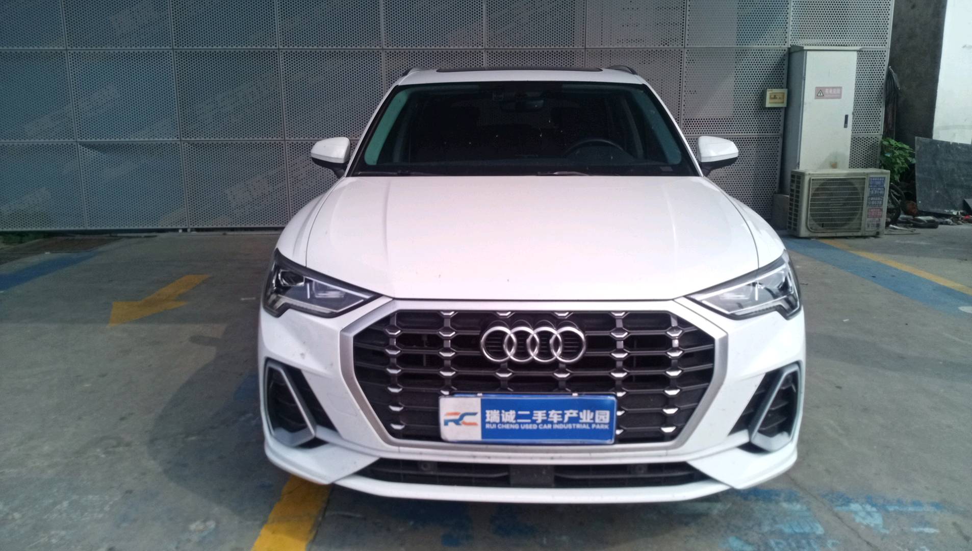 奥迪 奥迪Q3 2023款 35 TFSI 时尚致雅型 二手车市场选瑞诚