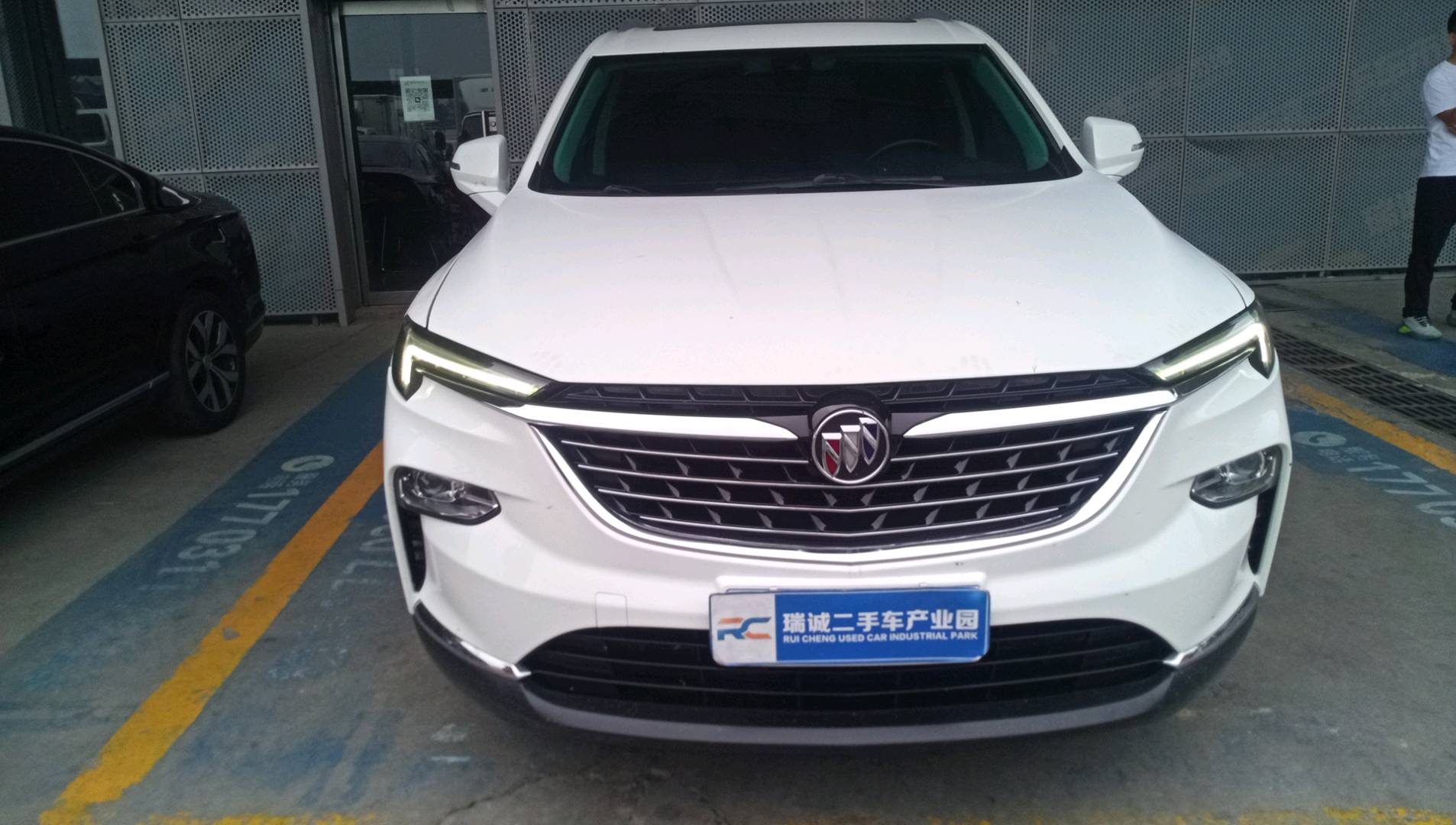 别克 昂科旗 2020款 28T 四驱尊贵型 二手车市场选瑞诚