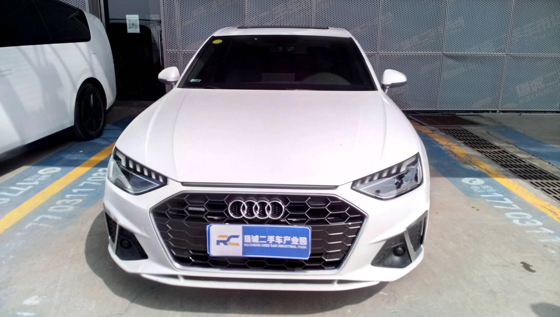 奥迪 奥迪A4L 2021款 40 TFSI 进享人生版 二手车市场选瑞诚