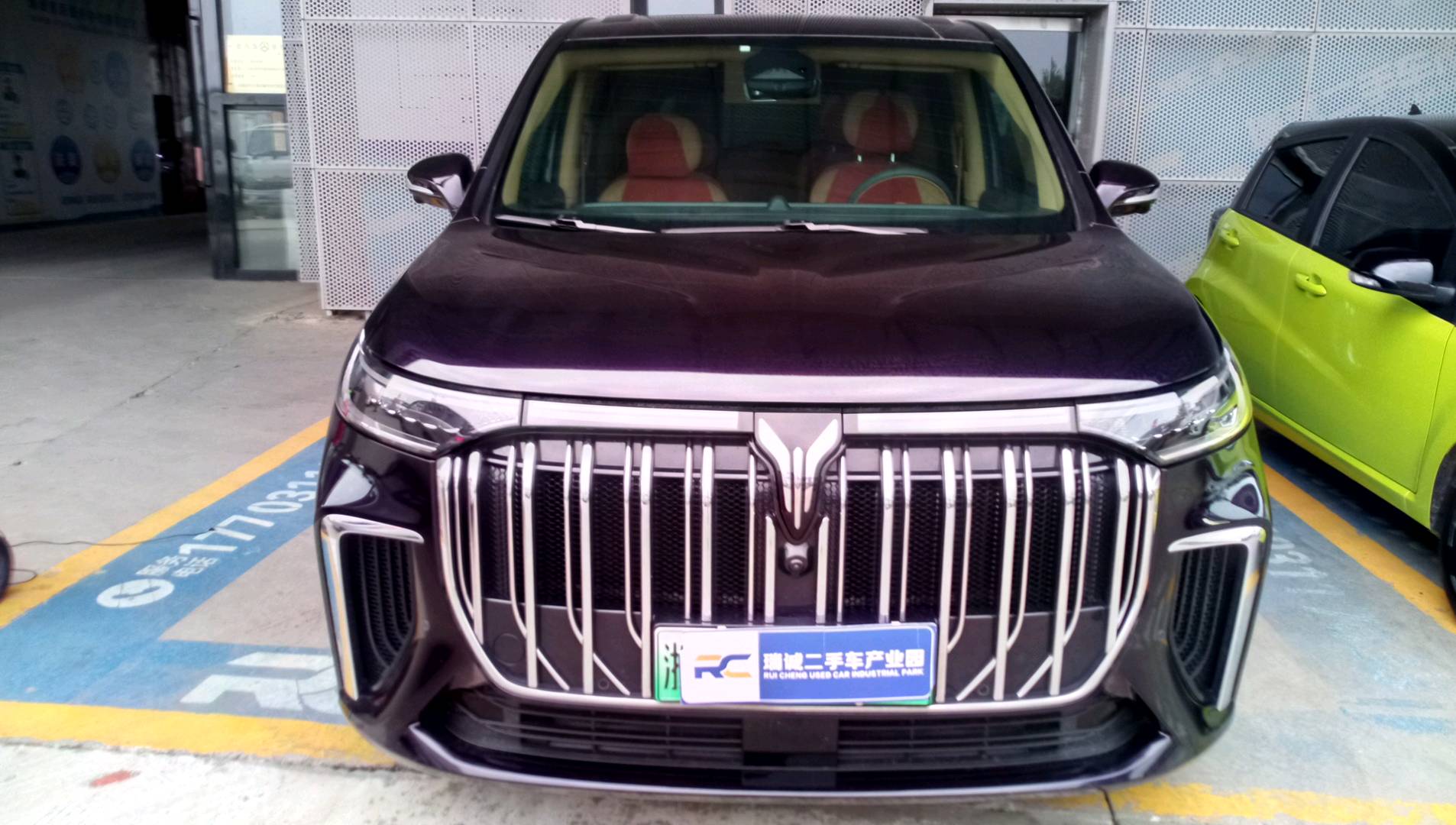 岚图汽车 梦想家 2024款 PHEV 超长续航旗舰版 二手车市场选瑞诚