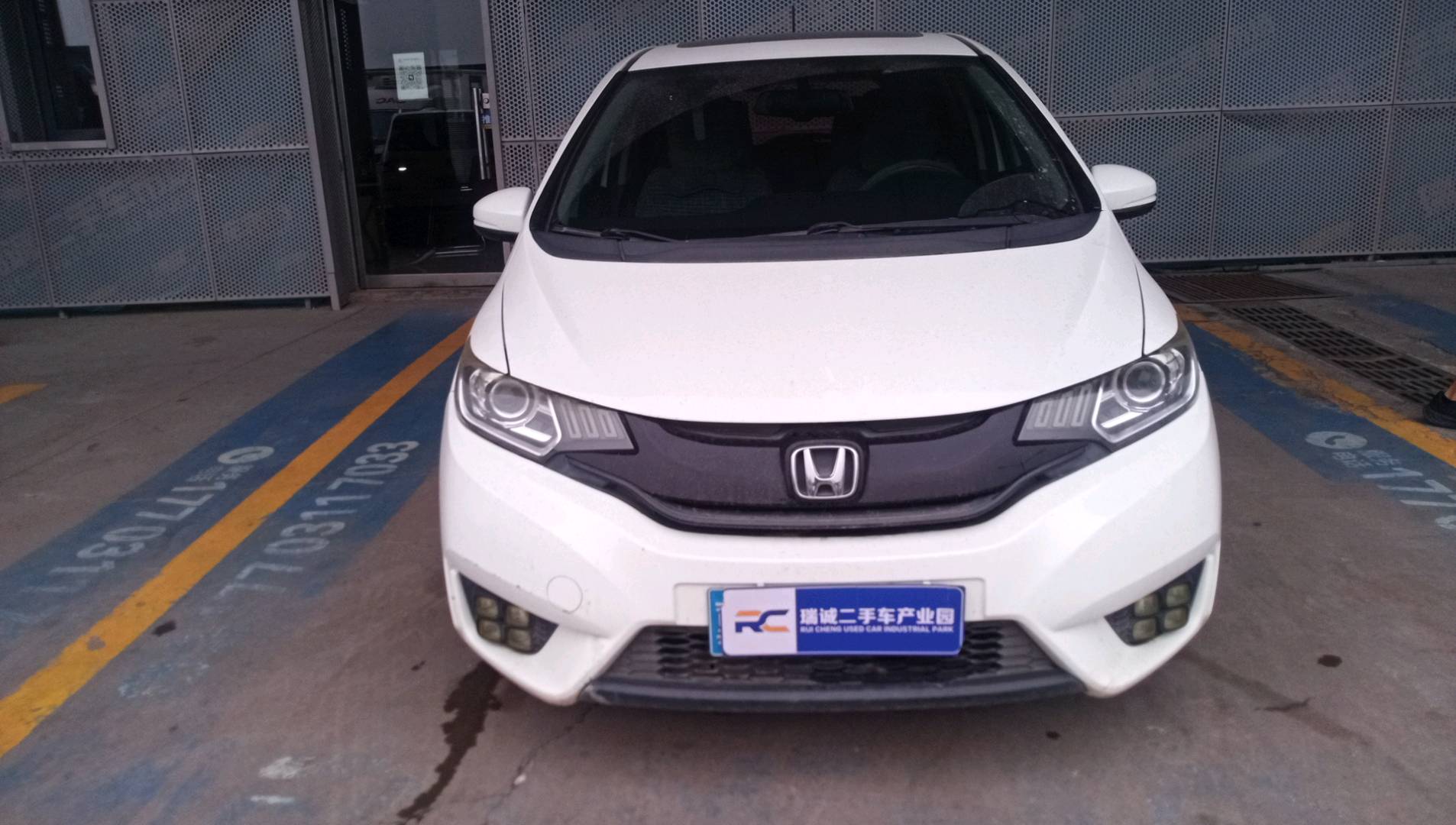 本田 飞度 2016款 1.5L LXS CVT舒适天窗版 二手车市场选瑞诚