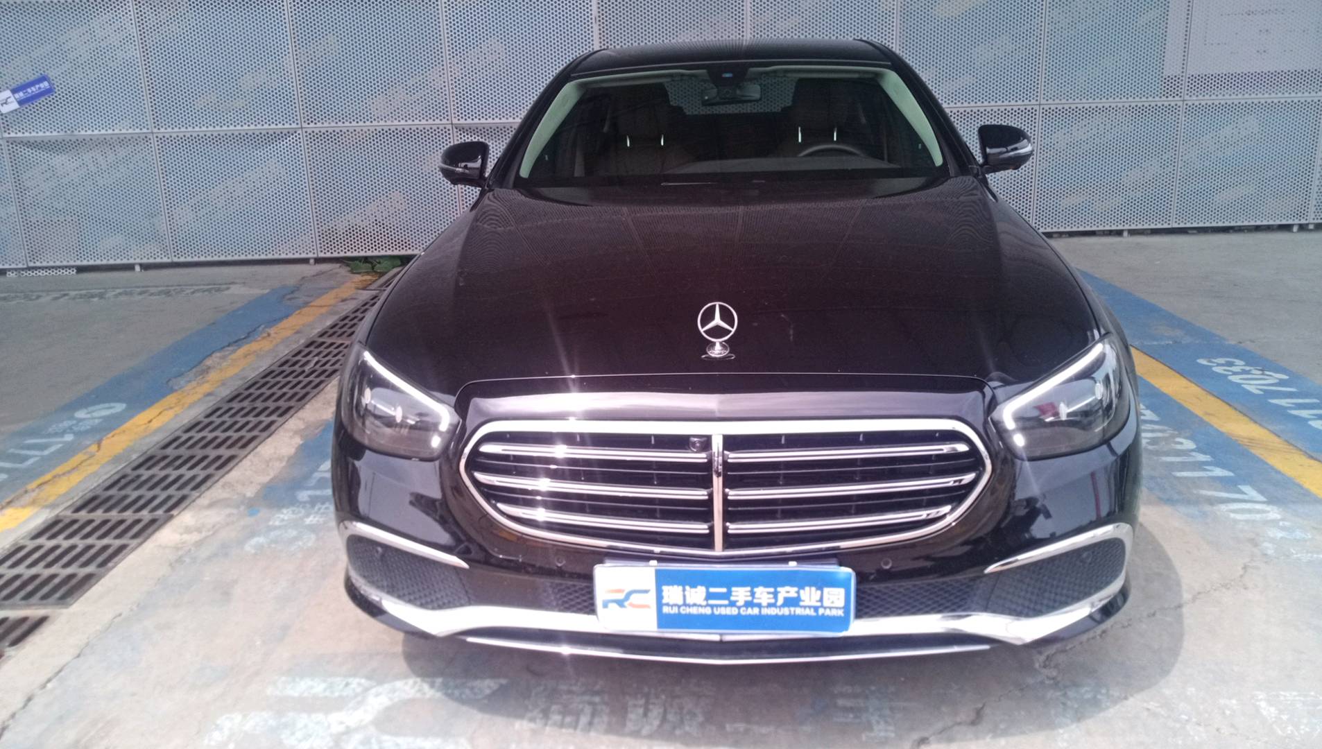 奔驰 奔驰E级 2022款 E 300 L 豪华型 二手车市场选瑞诚