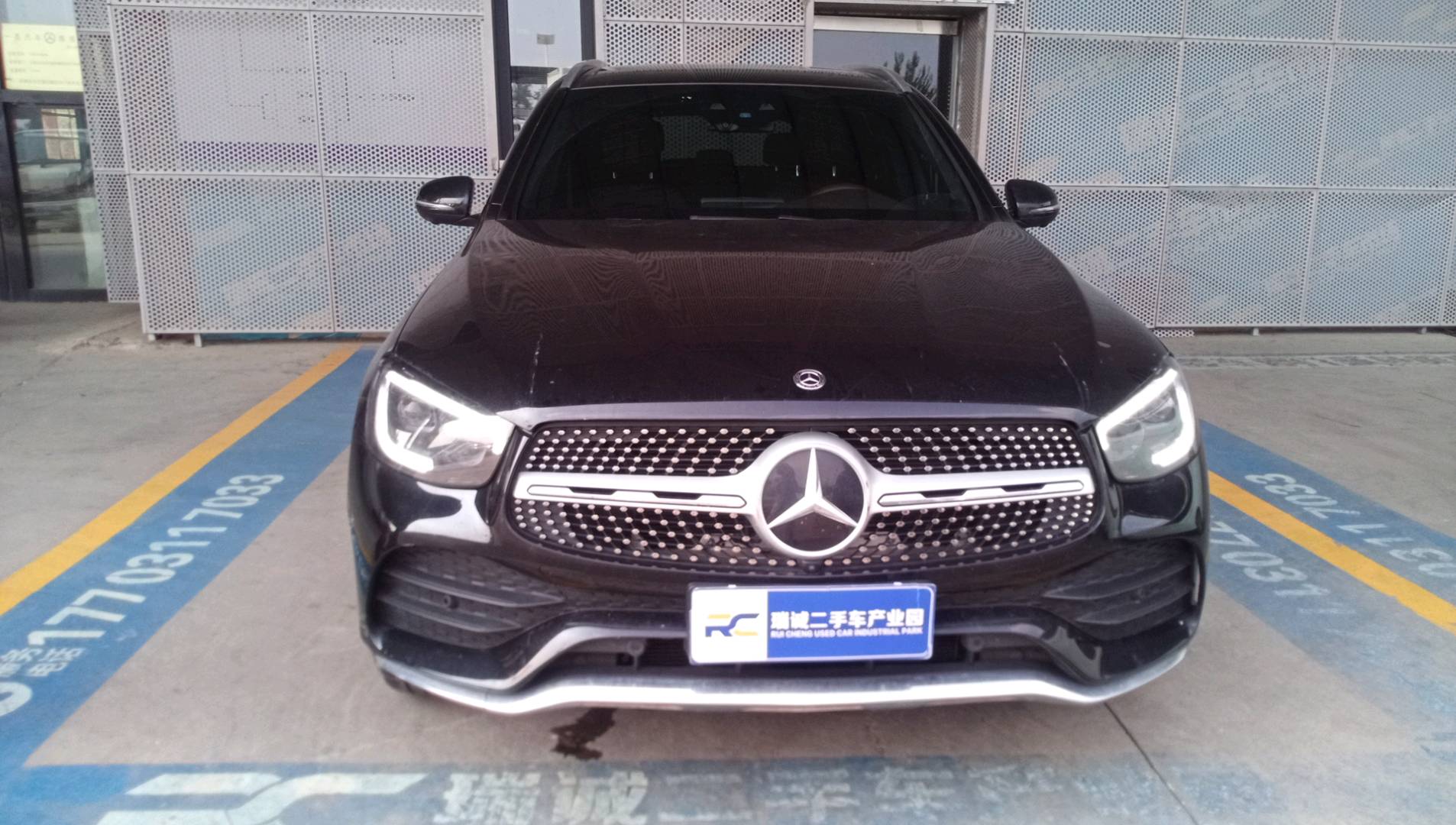 奔驰 奔驰GLC 2021款 GLC 300 L 4MATIC AMG-Line 二手车市场选瑞诚