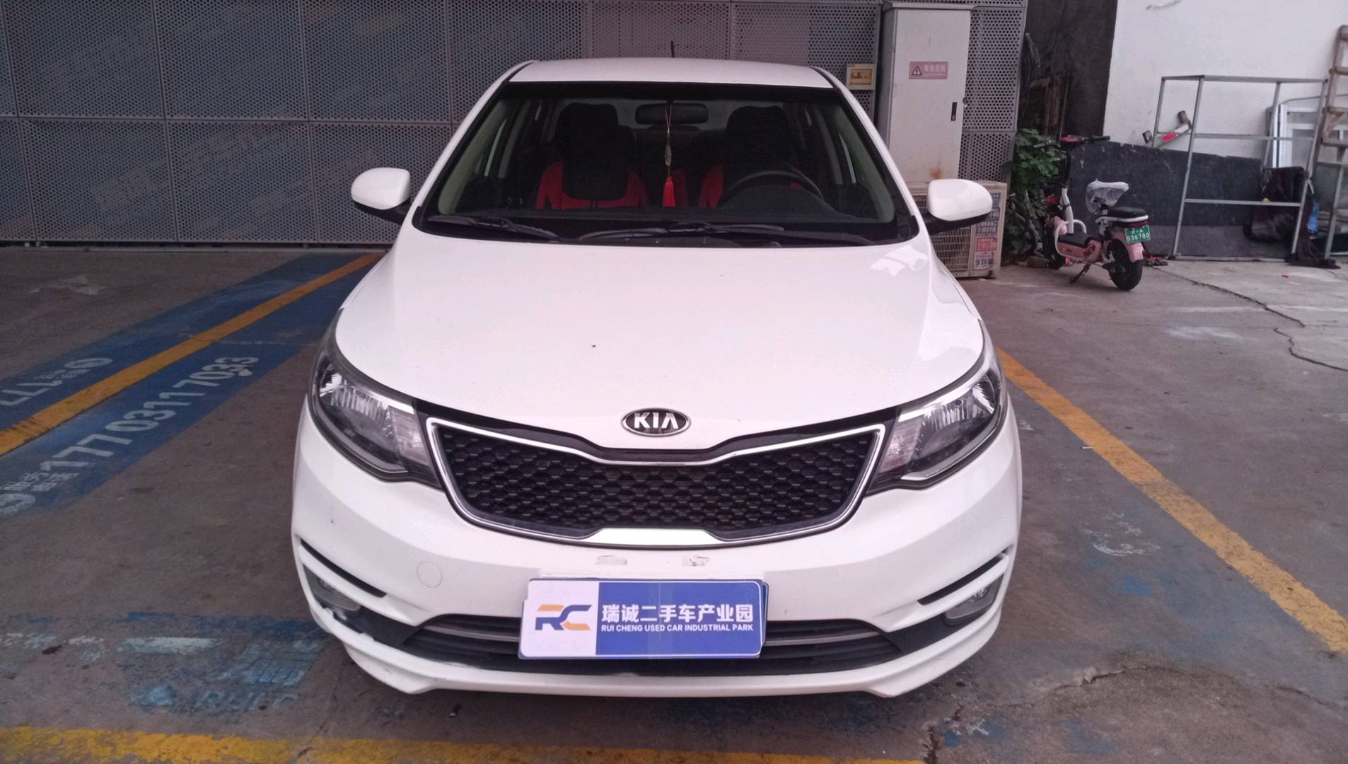起亚 起亚K2 2015款 三厢 1.4L MT TOP 二手车市场选瑞诚