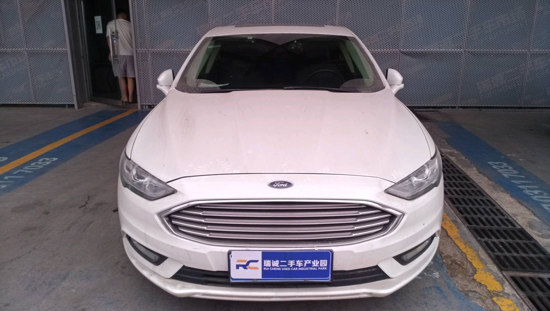 福特 蒙迪欧 2017款 EcoBoost 180 豪华型 二手车市场选瑞诚