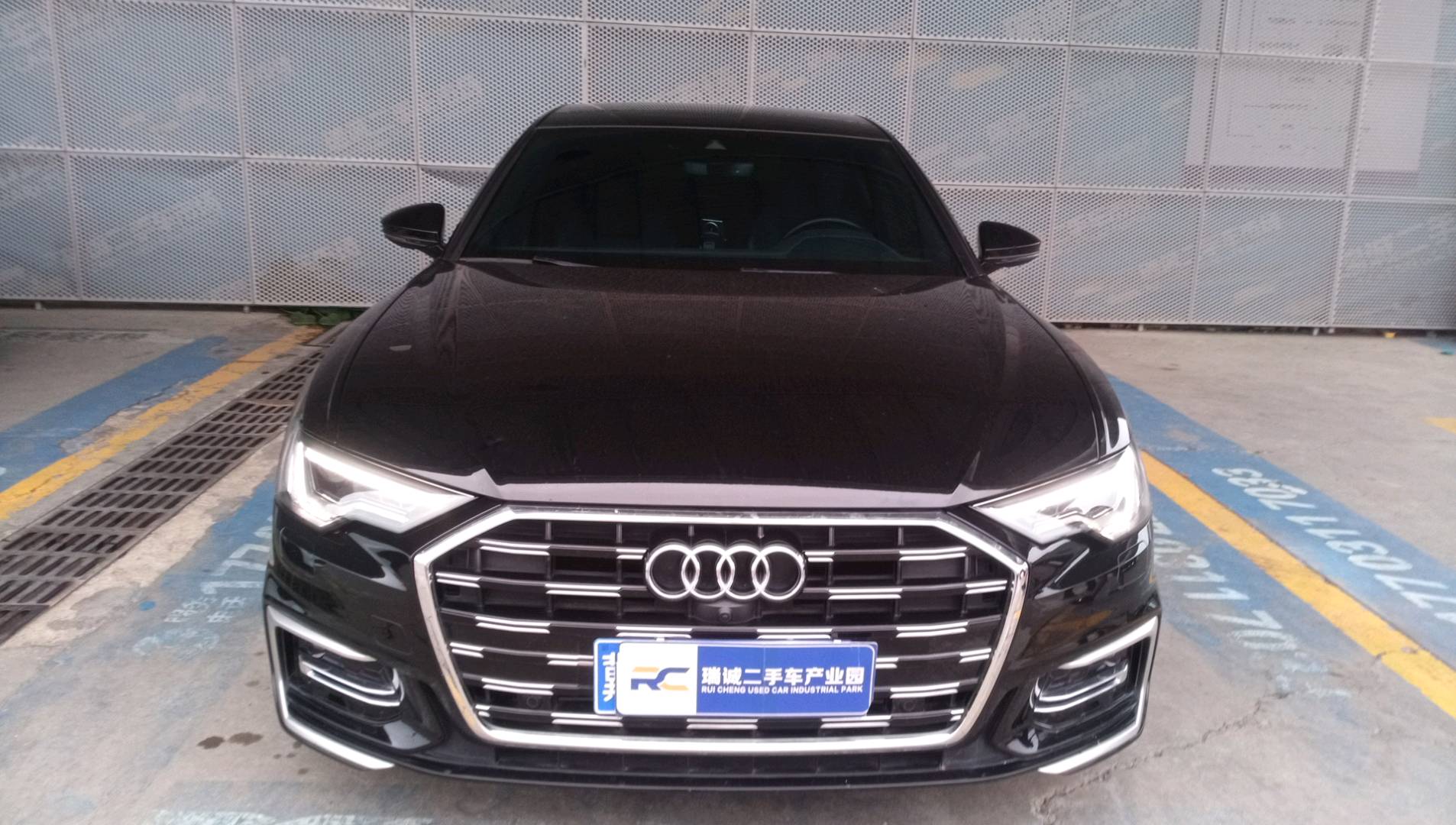 奥迪 奥迪A6L 2023款 45 TFSI quattro 尊享动感型 二手车市场选瑞诚