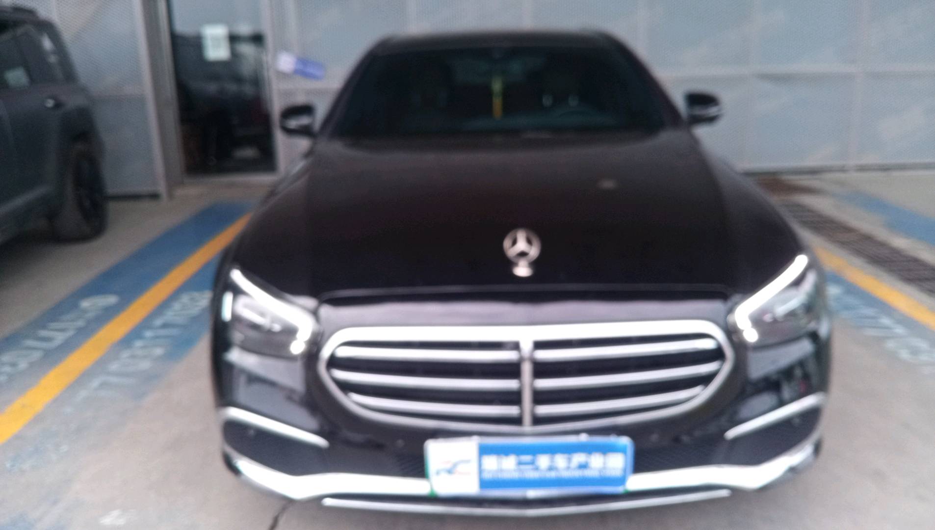 奔驰 奔驰E级新能源 2021款 E 350 e L 插电式混合动力轿车 二手车市场选瑞诚
