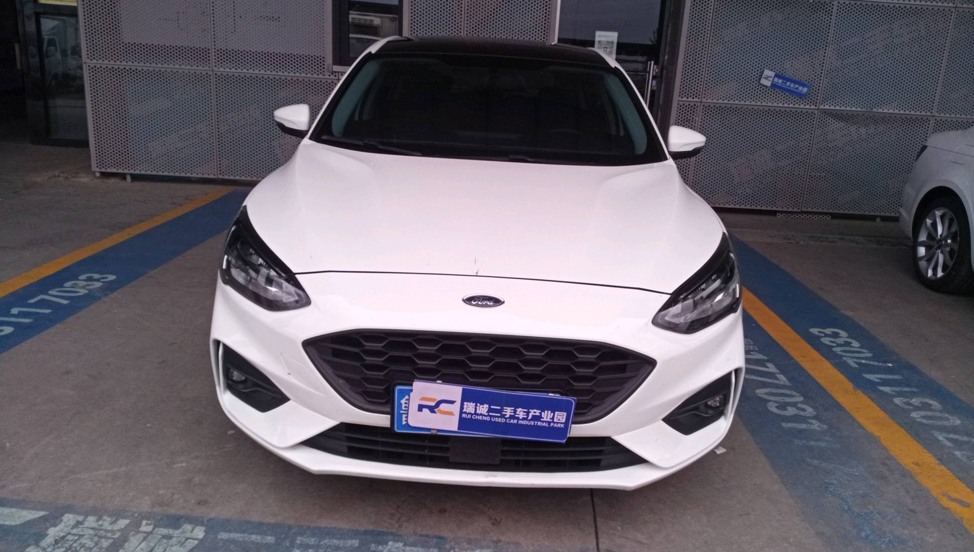 福特 福克斯 2020款 两厢 EcoBoost 180 自动锋潮型 二手车市场选瑞诚