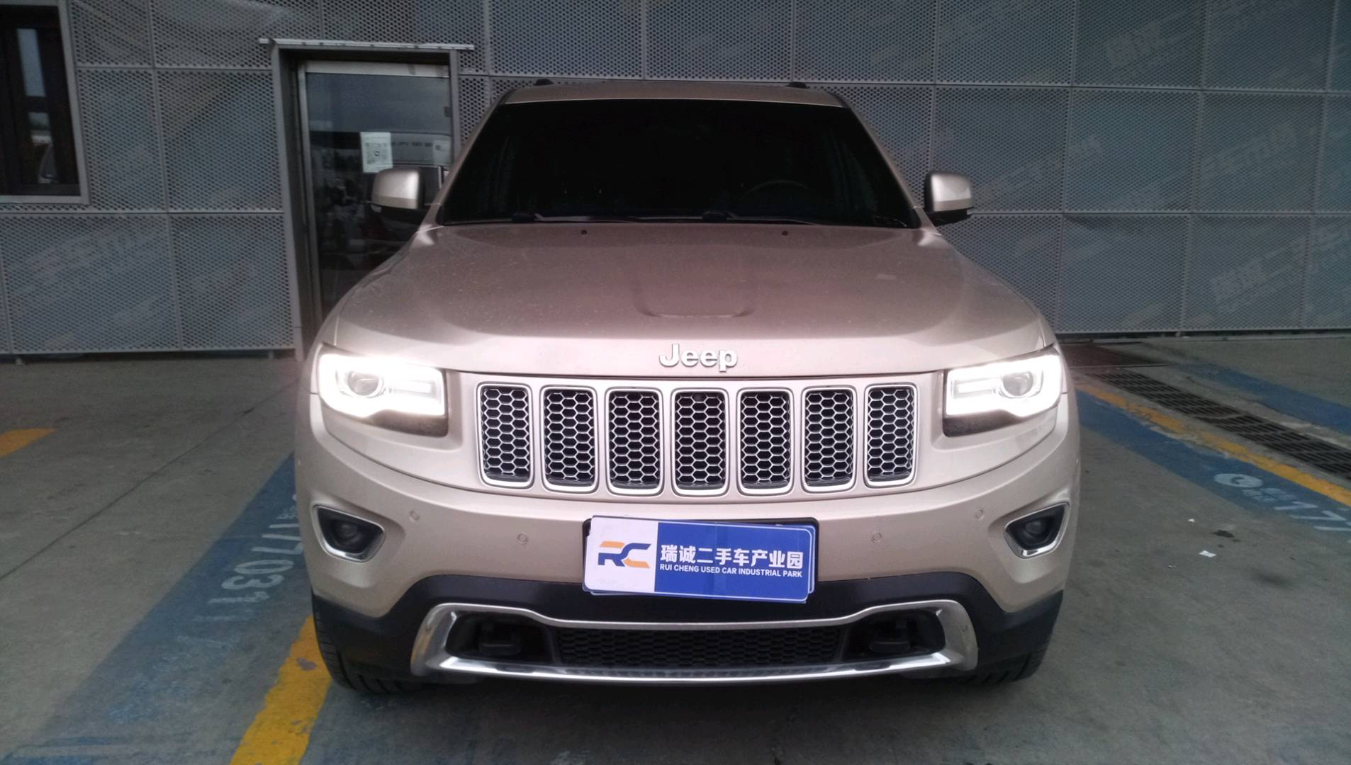 Jeep 大切诺基(进口) 2014款 3.0L 舒享导航版 二手车市场选瑞诚