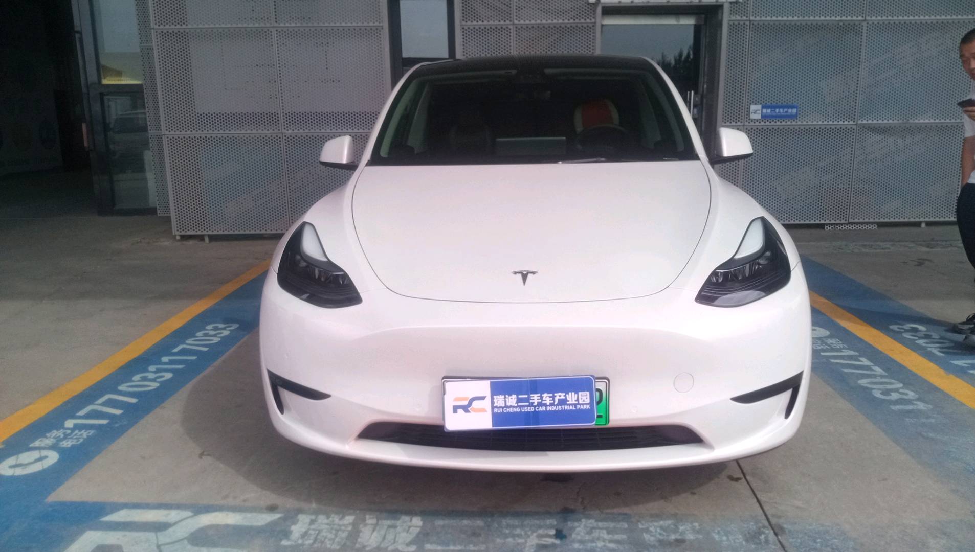 特斯拉 Model Y 2022款 改款 后轮驱动版 二手车市场选瑞诚