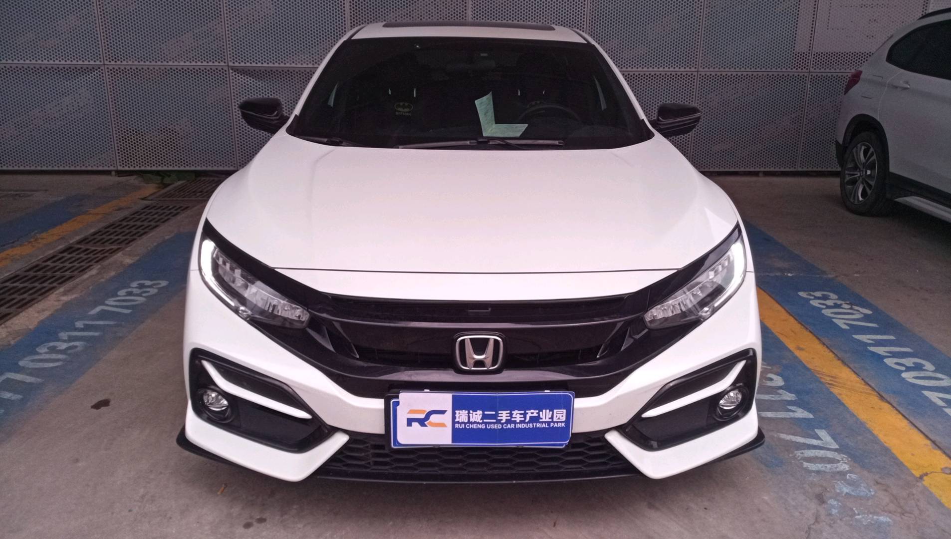 本田 思域 2021款 HATCHBACK 220TURBO CVT潮酷控 二手车市场选瑞诚
