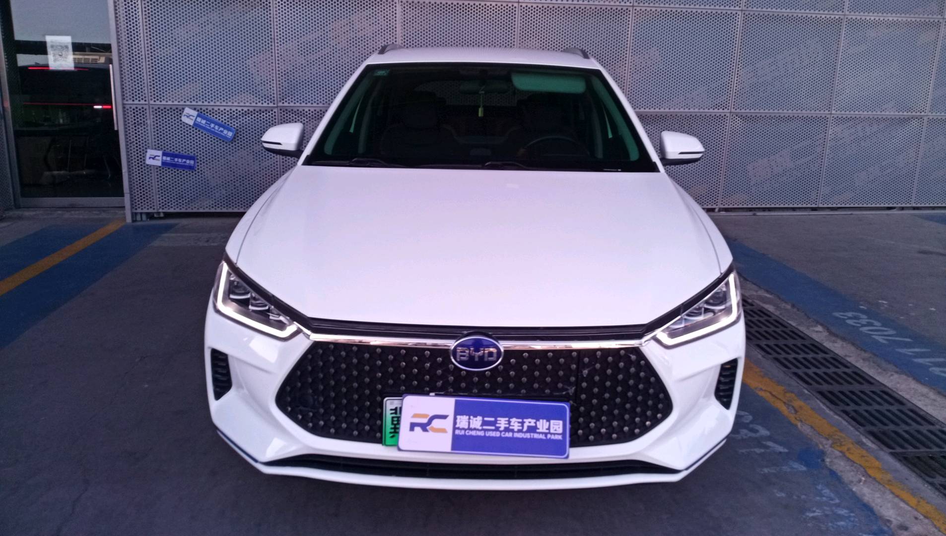 比亚迪 比亚迪e2 2021款 升级版 高续航版 尊贵型 二手车市场选瑞诚