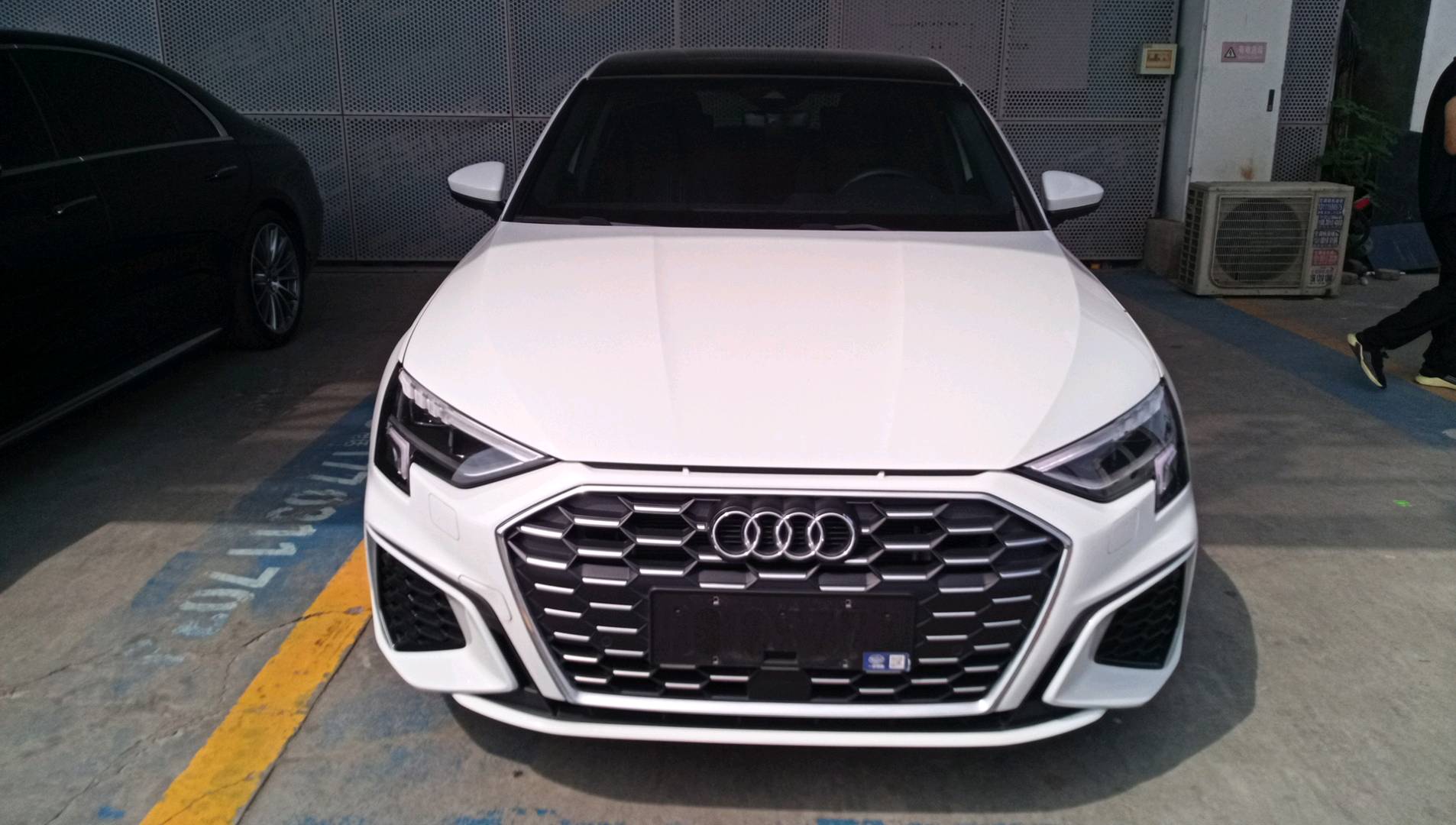 奥迪 奥迪A3 2023款 改款 Sportback 35 TFSI 时尚致雅型 二手车市场选瑞诚