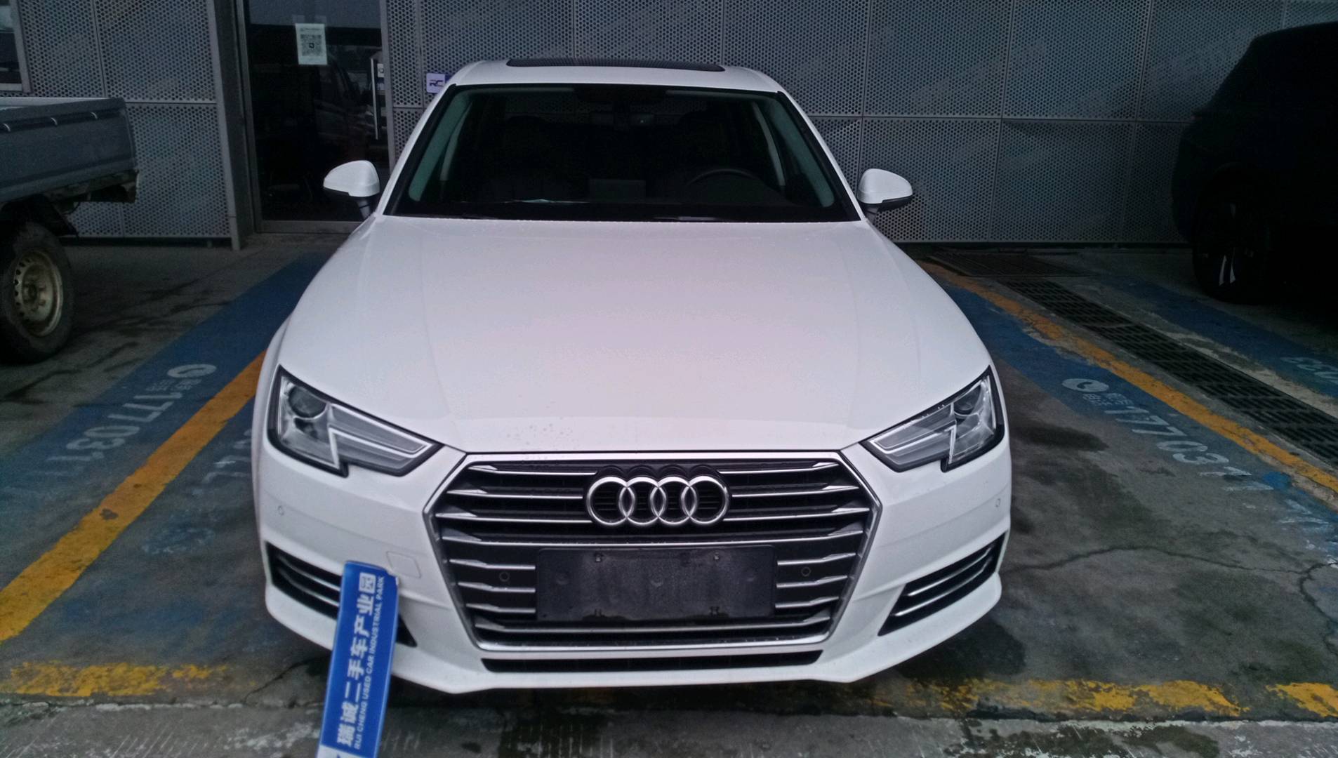 奥迪 奥迪A4L 2018款 30周年年型 40 TFSI 进取型 二手车市场选瑞诚