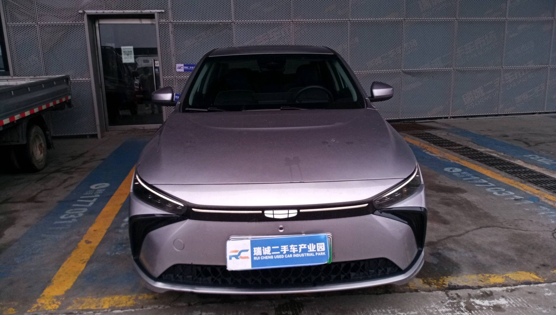 几何汽车 几何G6 2024款 500KM 旗舰型 二手车市场选瑞诚