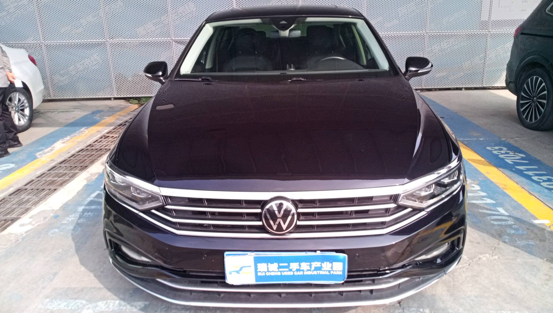 大众 迈腾 2021款 330TSI DSG 30周年纪念版 二手车市场选瑞诚