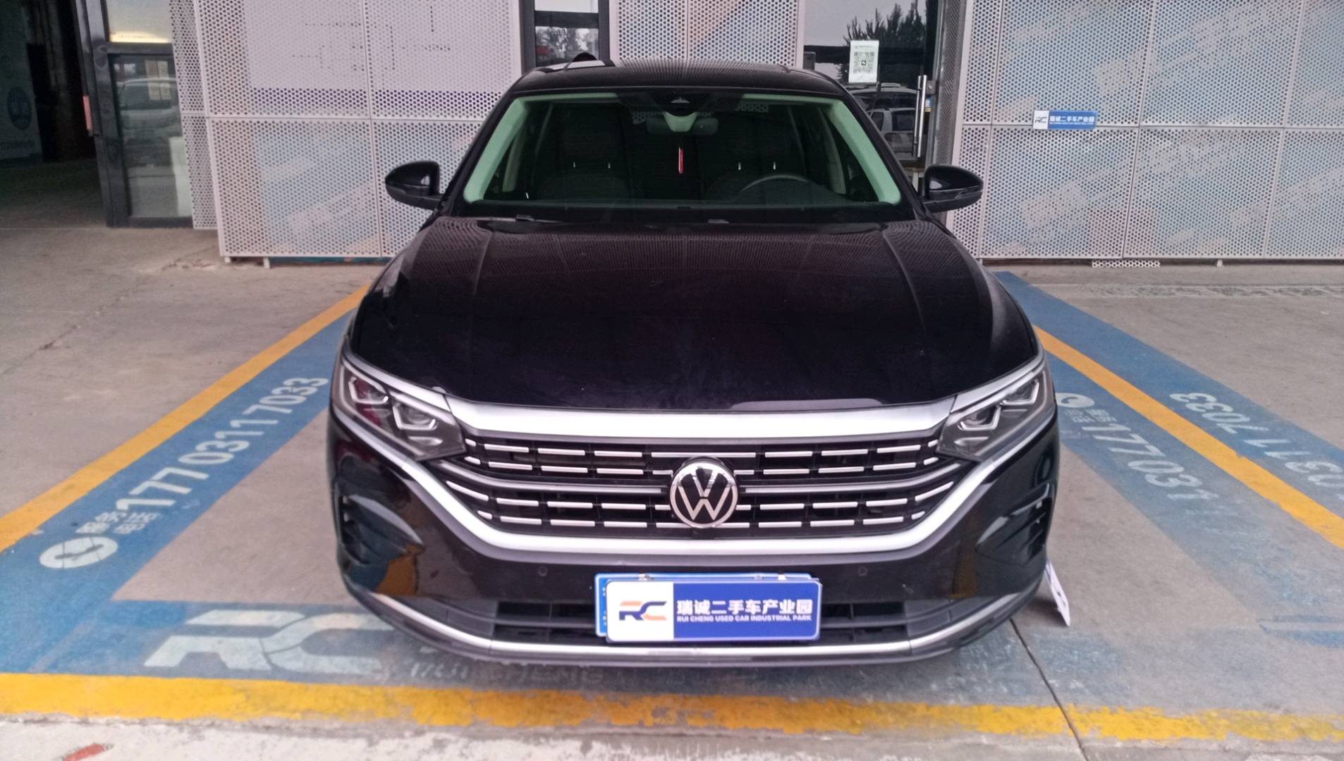 大众 帕萨特 2022款 380TSI 豪华版 二手车市场选瑞诚