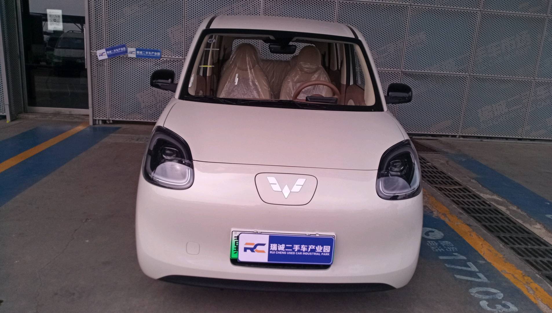 五菱汽车 宏光MINIEV 2025款 四门版 进阶款 二手车市场选瑞诚