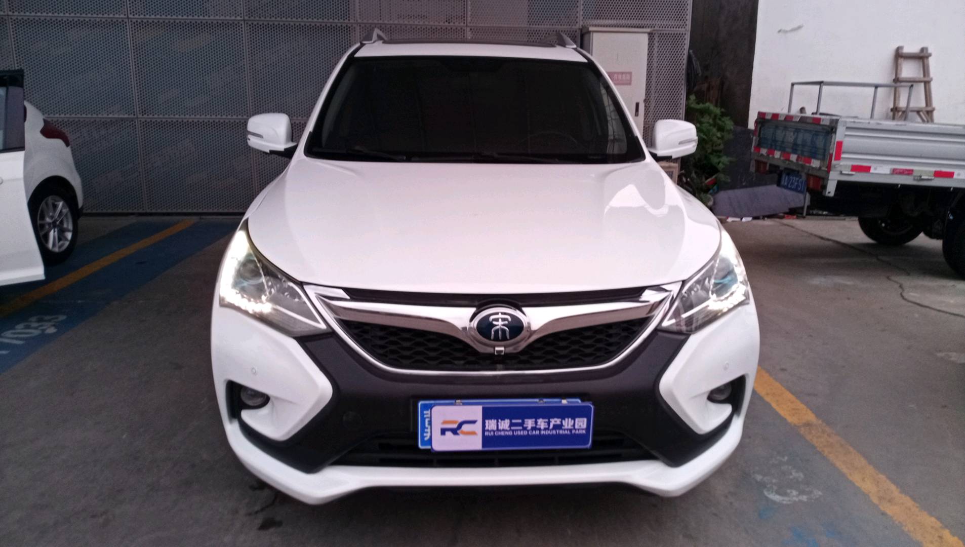 比亚迪 宋 2016款 1.5TI 手动豪华型 二手车市场选瑞诚