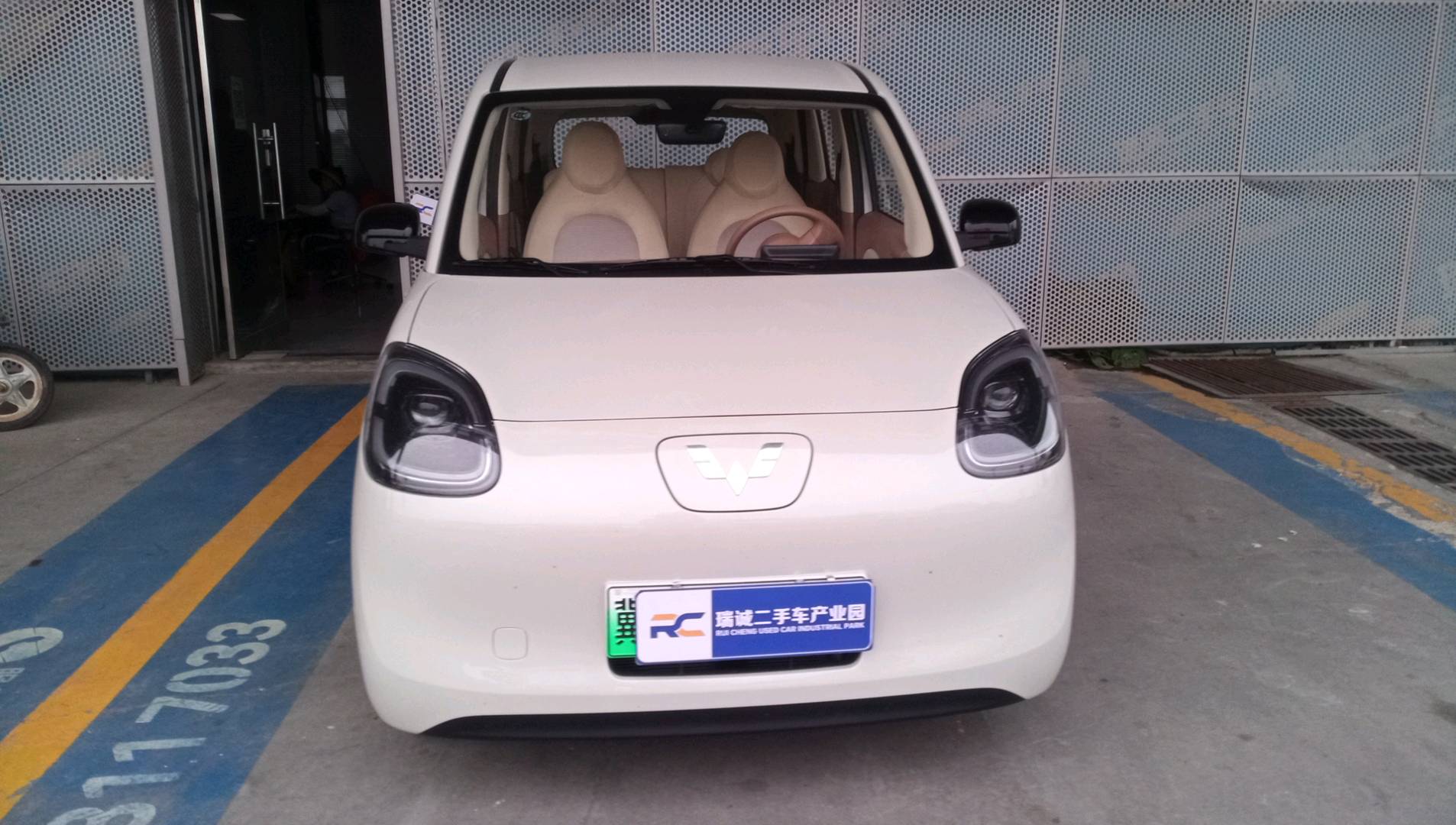 五菱汽车 宏光MINIEV 2025款 四门版 进阶款 二手车市场选瑞诚