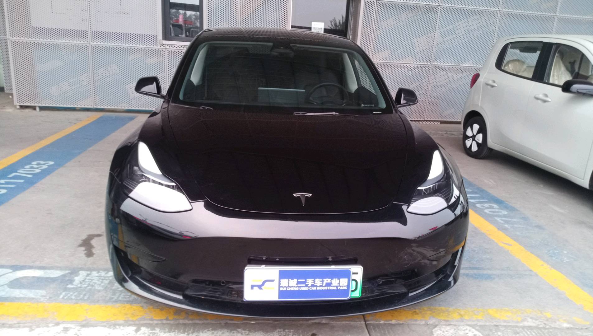 特斯拉 Model 3 2022款 后轮驱动版 二手车市场选瑞诚